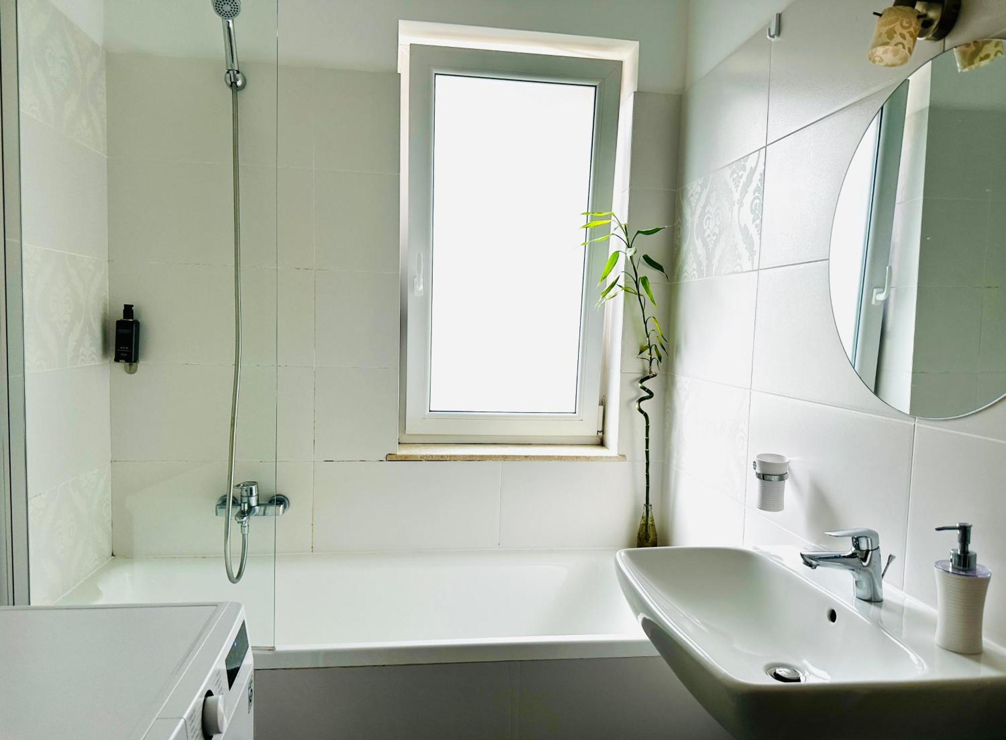 קלוז'-נאפוקה Bel Dom - The Cosy, 2 Bedrooms Family Apartment מראה חיצוני תמונה